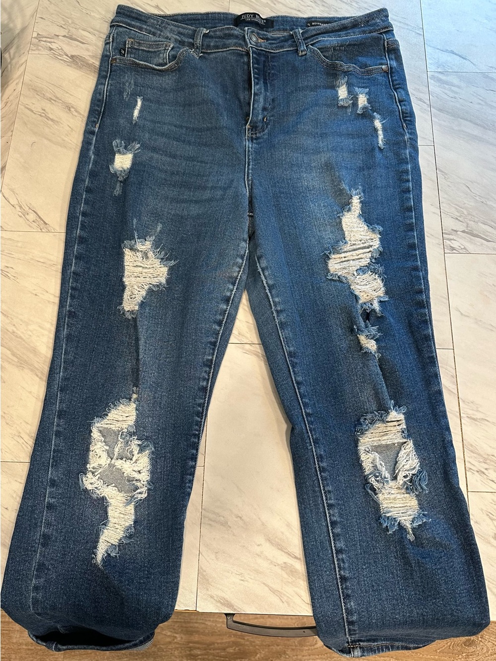 Judy Blue Ripped Dark Blue Boyfriend Jeans